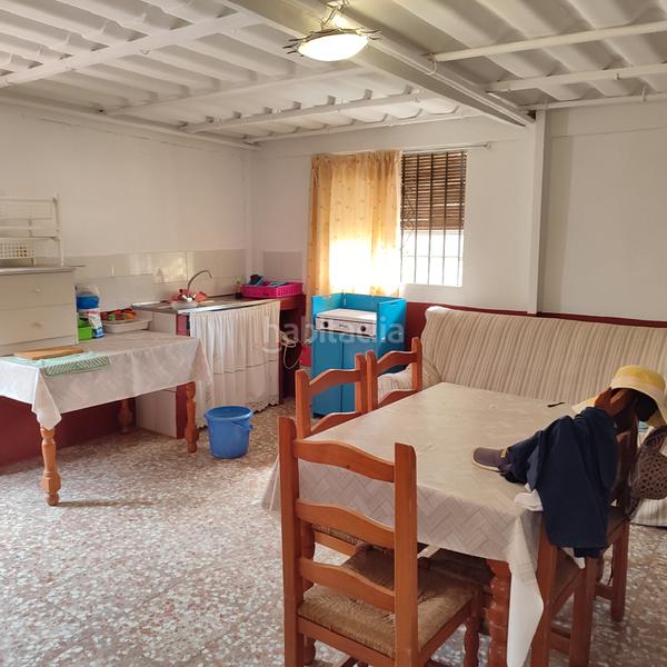 Foto 89145dcc-c490-497a-950b-7d7094f28f35. Chalet con camino parcheggio piscina in El Higuerón Córdoba