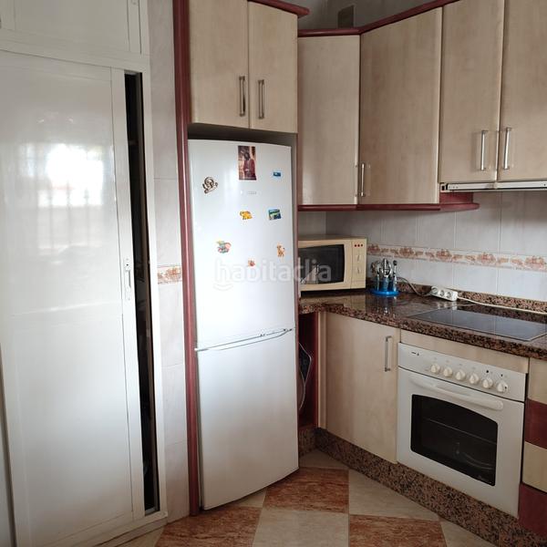 Foto b89aaf1b-800c-44f8-999e-81dfb45fa7d0. Chalet con camino parcheggio piscina in El Higuerón Córdoba