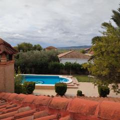 Chalet in El Higuerón. Vendo chalet