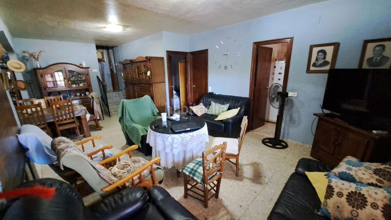 Foto ce1d2d33-56d7-48d1-a2b7-e68570a9f42c. Xalet amb xemeneia aparcament piscina a Las Jaras Córdoba