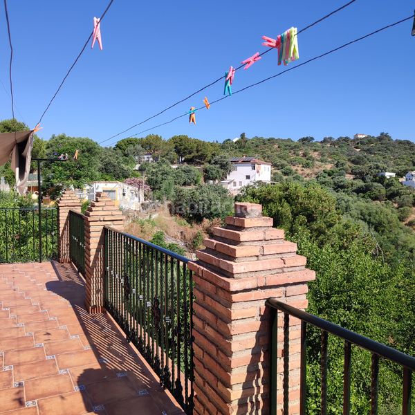 Foto adffe3a7-cd30-485c-acae-539b59c6c6b8. Chalet vendo chalet en Almodóvar del Río