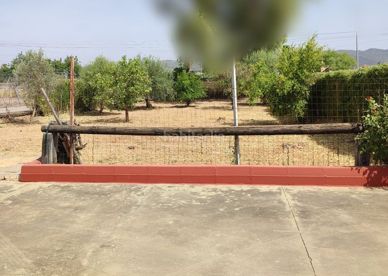 Foto 470c6e57-d655-4d71-b5a1-e169cd71f9b0. Chalet vendo chalet en El Higuerón Córdoba