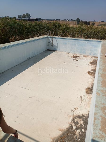 Foto 098685ca-b34d-4996-a7e1-afd8e08d4264. Xalet amb aparcament piscina a Carlota (La)
