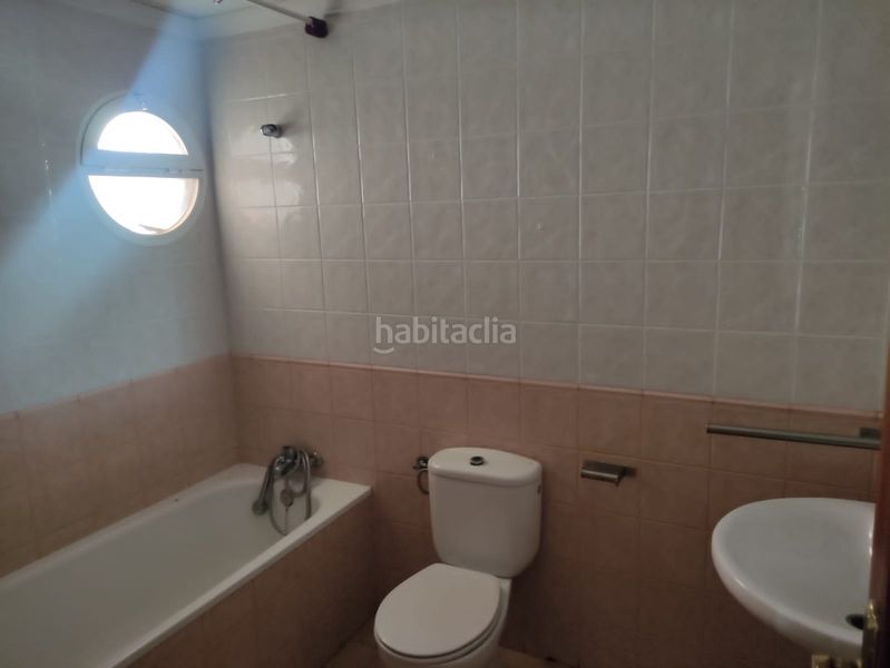 Foto e3f0a05c-1918-4a9d-89f2-0ffc094315e8. Xalet amb aparcament piscina a Carlota (La)