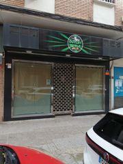 Business premise in Calle Poeta Muhammad Iqbal