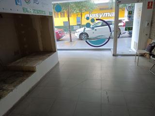 Locale commerciale in Plaza de la Costa del Sol 34