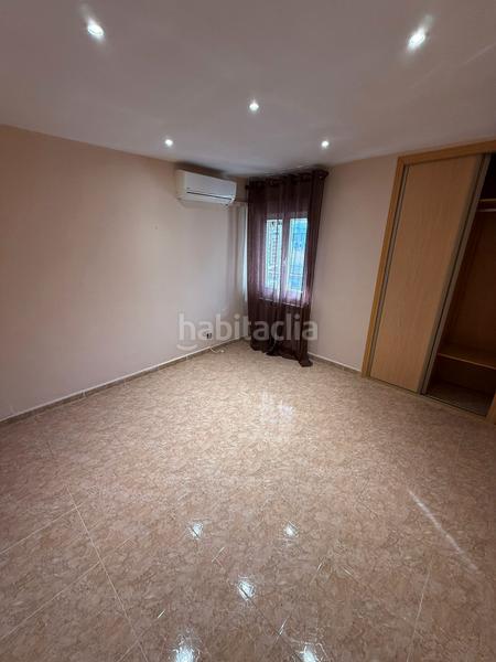 Foto a0da7208-8fda-4b68-8198-a7bf7d957bed. Pis a Villayuventus-Renfe Parla