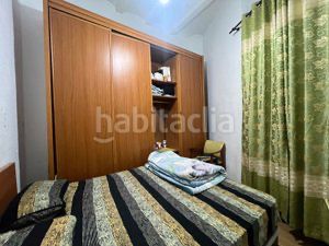 Foto 33f6b12f-2a75-4fa7-8e63-77efae50a0a6. Pis a Raval Barcelona