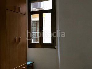 Foto 79751731-6230-4ee7-a320-fa8e63aff127. Pis a Raval Barcelona