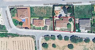 Maison à Carrer cirerers 6. Casa unifamiliar a 4 vientos  - parcela de 350m2