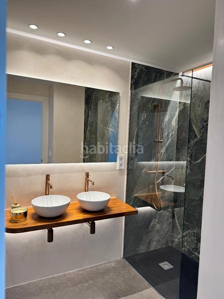 Foto 2c86b007-ebe9-4356-8868-6d3b86d2b9c5. Piso experimenta el lujo con esta elegante vivienda en Lleida