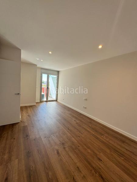 Foto 47729d15-1ec3-42ea-a7da-6c0f9e192dae. Piso experimenta el lujo con esta elegante vivienda en Lleida