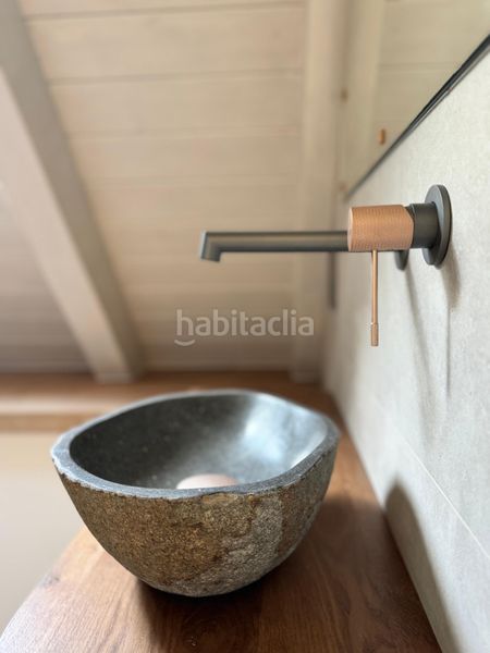 Foto f3e97d0d-8449-4e0d-80ce-3e2ddde5ad62. Àtic amb xemeneia calefacció aparcament a Vielha Vielha e Mijaran