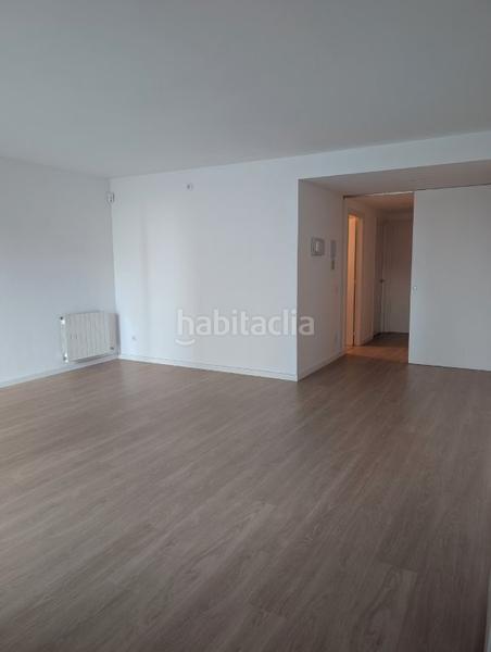 Foto bff771e7-2a16-42fb-adac-4bbf9f52a4e3. Rent flat with heating parking in Centre Sabadell