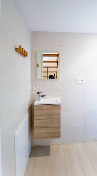 Foto 11cd8ff8-4bc3-405f-9e95-8a3248a37979. Rent semi detached house in camino de los martos 5 in Granada