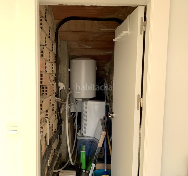 Foto c464491f-d34c-4109-ae90-f7a84acce8b4. Rent semi detached house in camino de los martos 5 in Granada