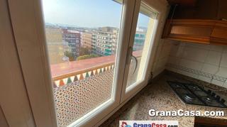 Alquiler Ático en Calle gran capitán 17. Ático de 3 dormitorios con 2 terrazas y 2 baños en gran capitán