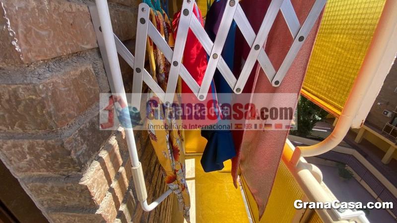 Foto 2f0d6e76-18bb-4912-85da-67c2769472be. Alquiler piso apartamento con calefacción central y piscina en camino de ronda en Granada