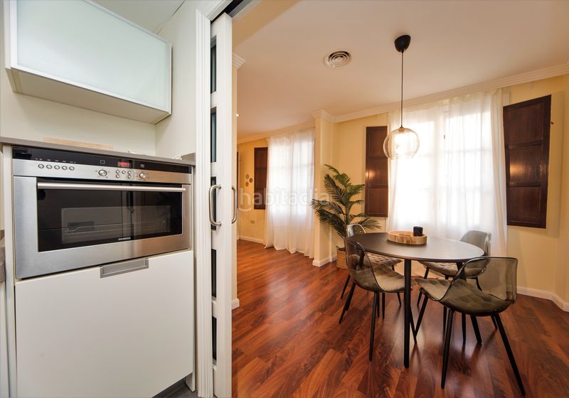 Foto 246b7337-e975-465d-96ca-61a63cd3cd79. Appartement dans calle san matías 20 dans San Matías - Realejo Granada