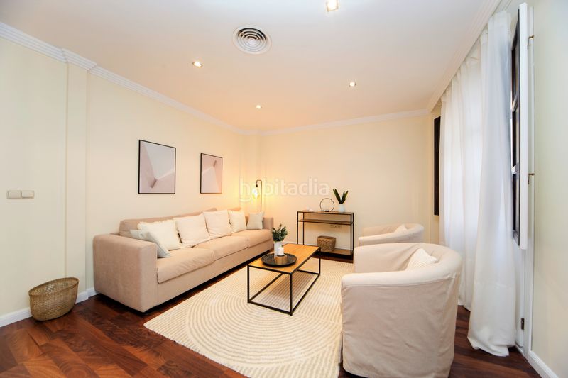 Foto 878aa1e0-8557-473a-aa6b-fc65210286a8. Appartement dans calle san matías 20 dans San Matías - Realejo Granada