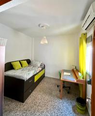 Rent Semi detached house in Cuarto real de santo domingo 18. Estupenda casa de 3 dormitorios en realejo
