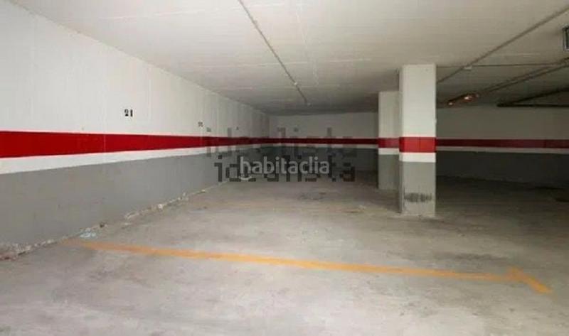 Foto 2420baa0-7be4-4d39-b46d-9e9f4cda9d7a. Miete autoparkplatz in Barrio de Zaidín Granada