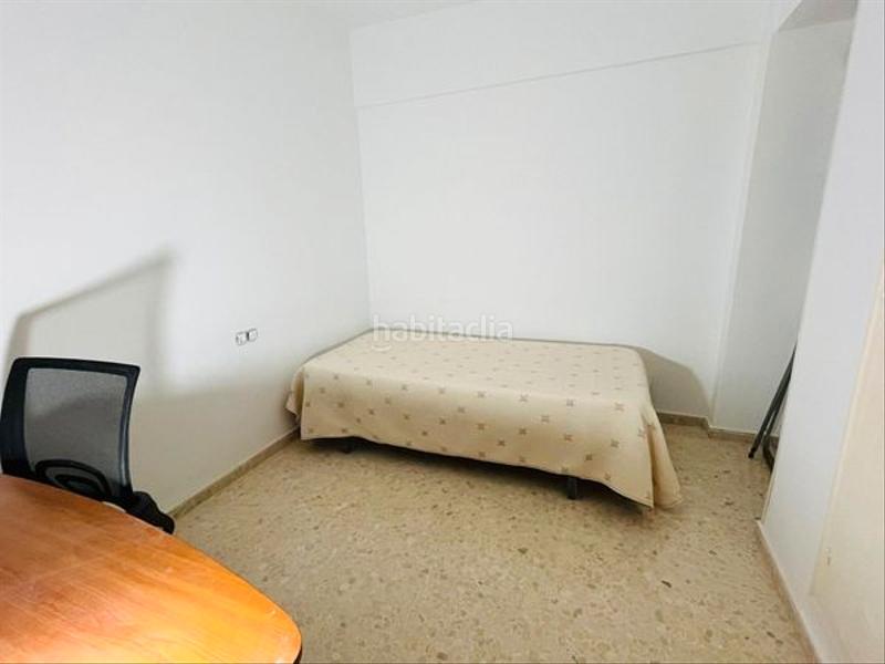 Foto b0668e4d-4008-4207-be58-d2c54ee7ce50. Miete etagenwohnung in Centro - Sagrario Granada