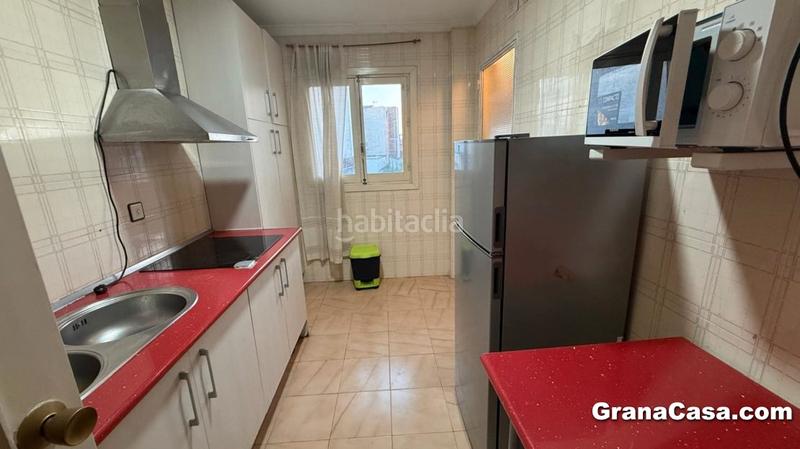 Foto 676de74e-96c0-4791-b93a-c23f0afc06ae. Flat with heating pool in Albolote