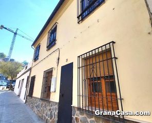 Rent Semi detached house  Avenida de murcia. Casa de 3 dormitorios junto triunfo