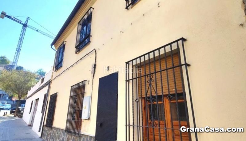 Foto a0bb91d9-4b14-4b5a-94c4-b81b84d9e29e. Casa adossada amb calefacció a San Ildefonso Granada