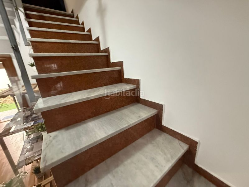 Foto b8e67e62-8288-44ae-896c-5ba11dd66075. Casa adossada amb calefacció a San Francisco Javier Granada