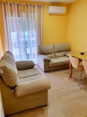 Location Appartement à Calle doctor fidel fernández 13. Excelente piso de 3 dormitorios en plaza de toros