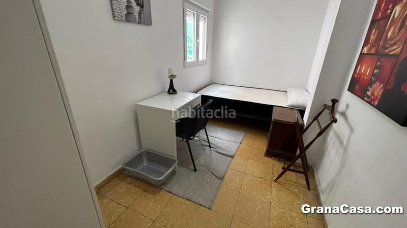 Foto 519d39e9-e4ad-4a7b-bd1b-a9e0f8e0e10b. Alquiler ático en calle alhamar 11 ático de 2 dormitorios con terraza junto recogidas-alhamar. en Granada