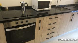 Location Appartement à Calle elvira 64. Piso de 3 dormitorios y 2 baños reformado en calle elvira
