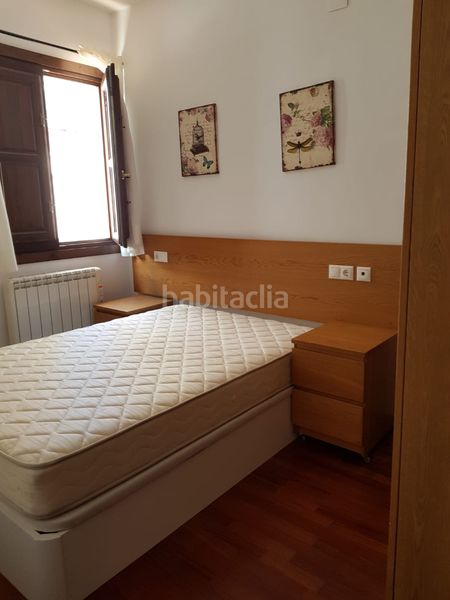Foto 6a1f78dd-b7fc-44dc-8338-2e2a879b5ad0. Apartamento venta de apartamento junto a catedral en Granada