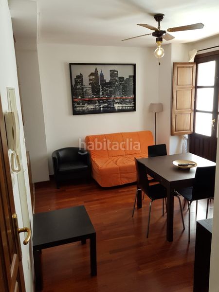 Foto a13aa8e4-de8a-4ac3-b70d-fdd3b57a8d64. Apartamento venta de apartamento junto a catedral en Granada