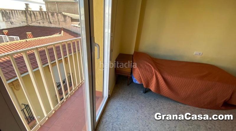 Foto 1bb28813-729a-4b32-97eb-9e79204675ed. Alquiler ático en calle tablas 9 ático de 3 dormitorios con calefacción central y terraza en calle tablas en Granada