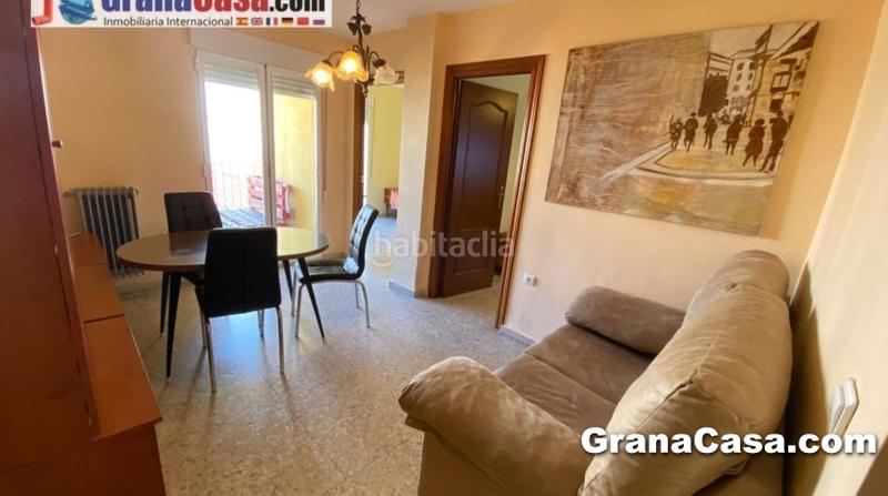 Foto ff958cec-3578-407b-9513-6acaeac41619. Alquiler ático en calle tablas 9 ático de 3 dormitorios con calefacción central y terraza en calle tablas en Granada