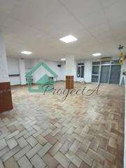 Local Comercial en Punta Umbra. Espectacular local comercial de 365 m                        en