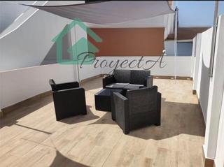 Maison à Punta Umbría. Inmueble con dos viviendas independientes en el centro de punta