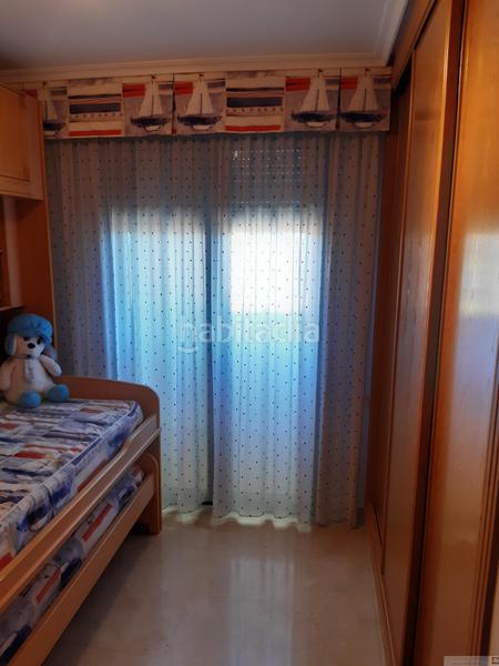 Foto b613f427-411e-4608-bf59-26deaba723d9. Pis amb calefacció aparcament a San Antonio Abad Albacete