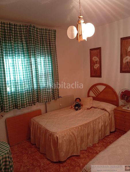 Foto dcd51b58-5d46-4c76-8801-95fabea5f570. Xalet amb calefacció aparcament piscina a San Pablo Albacete