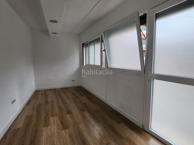 Foto 228aa9b5-b73e-46d1-bb0c-d28b801e9455. Local comercial loca recien reformado para todo tipo de usos en Mollet del Vallès