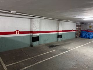Autoparkplatz in Carrer de la Creu 8