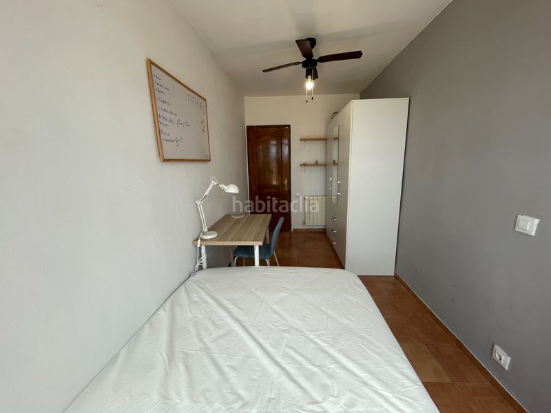 Foto 4f845cb3-0b72-4d75-8905-5bafc189720c. Àtic a carrer major 383 a Barri dels Escriptors Salt