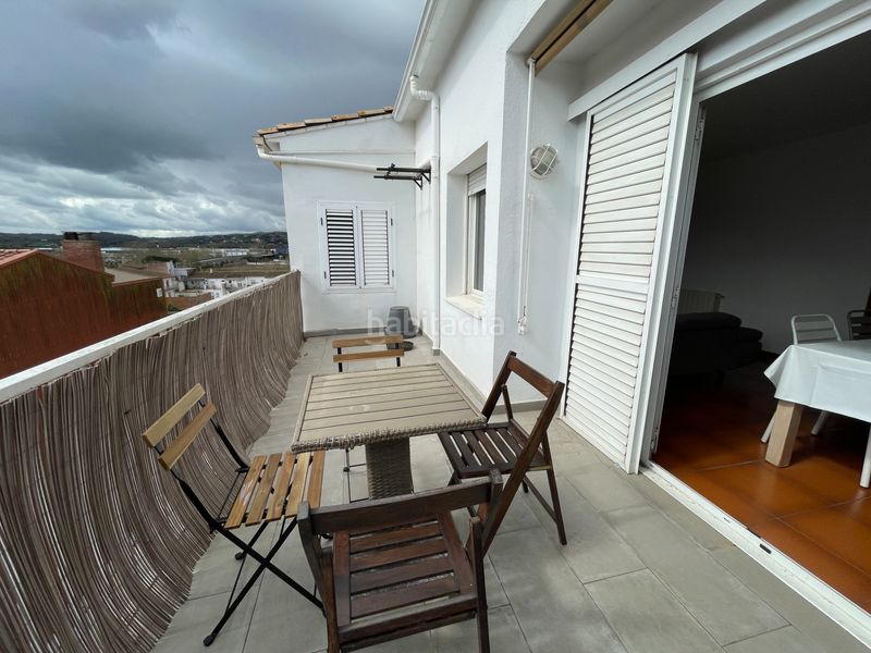 Foto 6f40ba02-68bf-43be-8fd8-3f29564b0715. Àtic a carrer major 383 a Barri dels Escriptors Salt