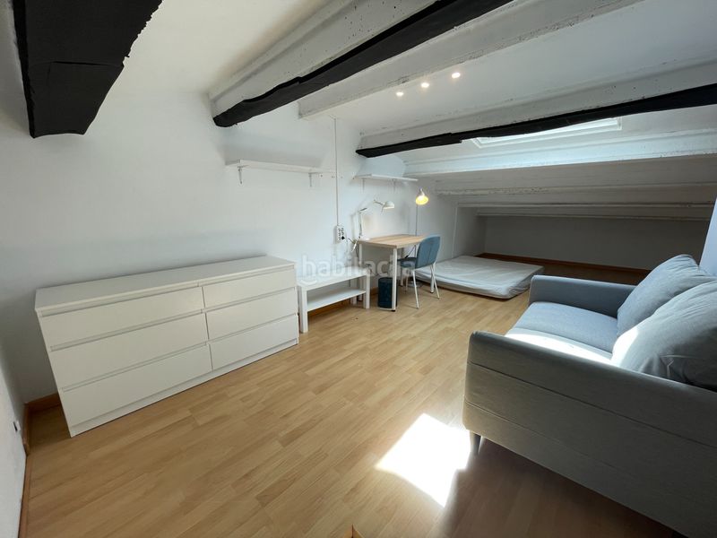 Foto 94202f0f-5fd3-48cc-85a9-ad2182719b42. Àtic a carrer major 383 a Barri dels Escriptors Salt