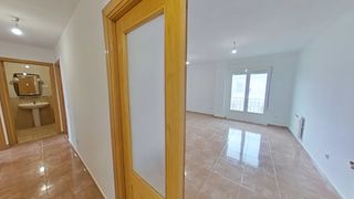 Pis a Lominchar. Piso reformado centro lominchar. 3 habitaciones. 2 ba�os