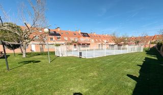 Xalet a Fuentebella-San Ferm�n-El Leguario. Chalet de esquina en el leguario