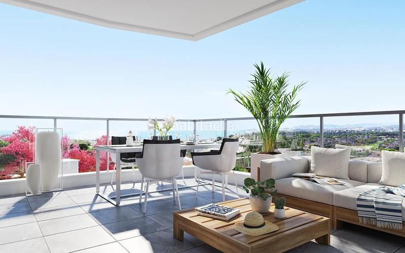 Foto 99d4af8f-5ac2-4853-90f2-321daaae8dbe. Àtic a calle calle cedro a El Faro de Calaburra - Chaparral Mijas